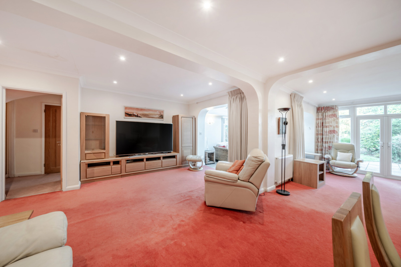 3 bedroom bungalow for sale 0