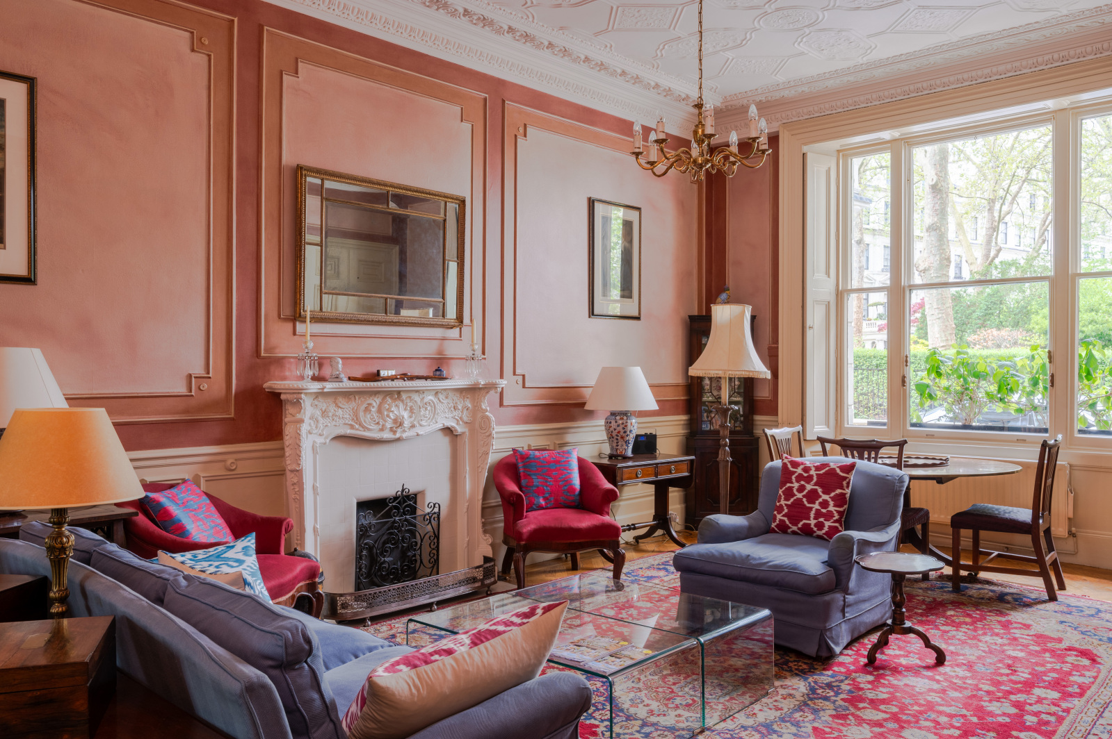 3 bedroom flat for sale 0