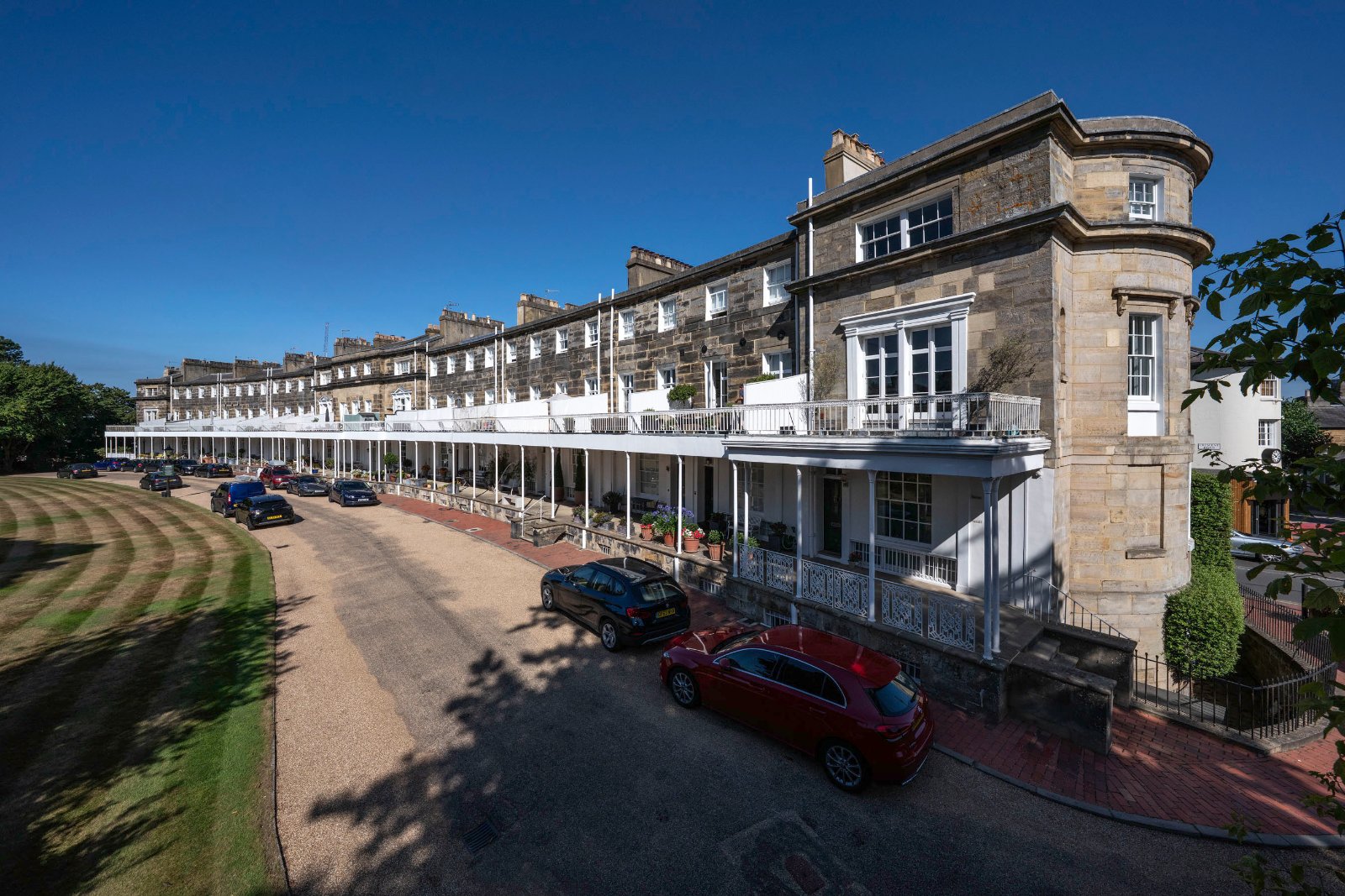 3 bedroom terraced house for sale 0