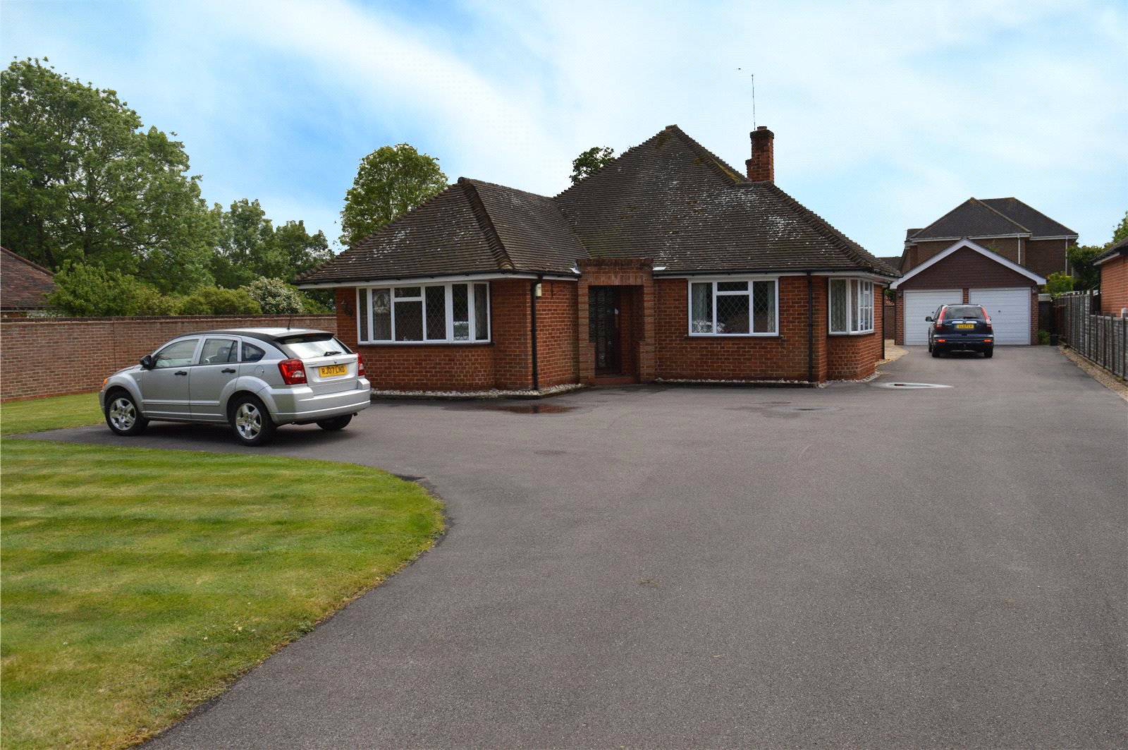 Free property report 275 Hyde End Road, Spencers Wood, RG7 1DB Chimnie