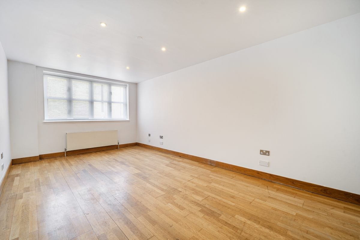 21, Kingsley Mews, London photo 4