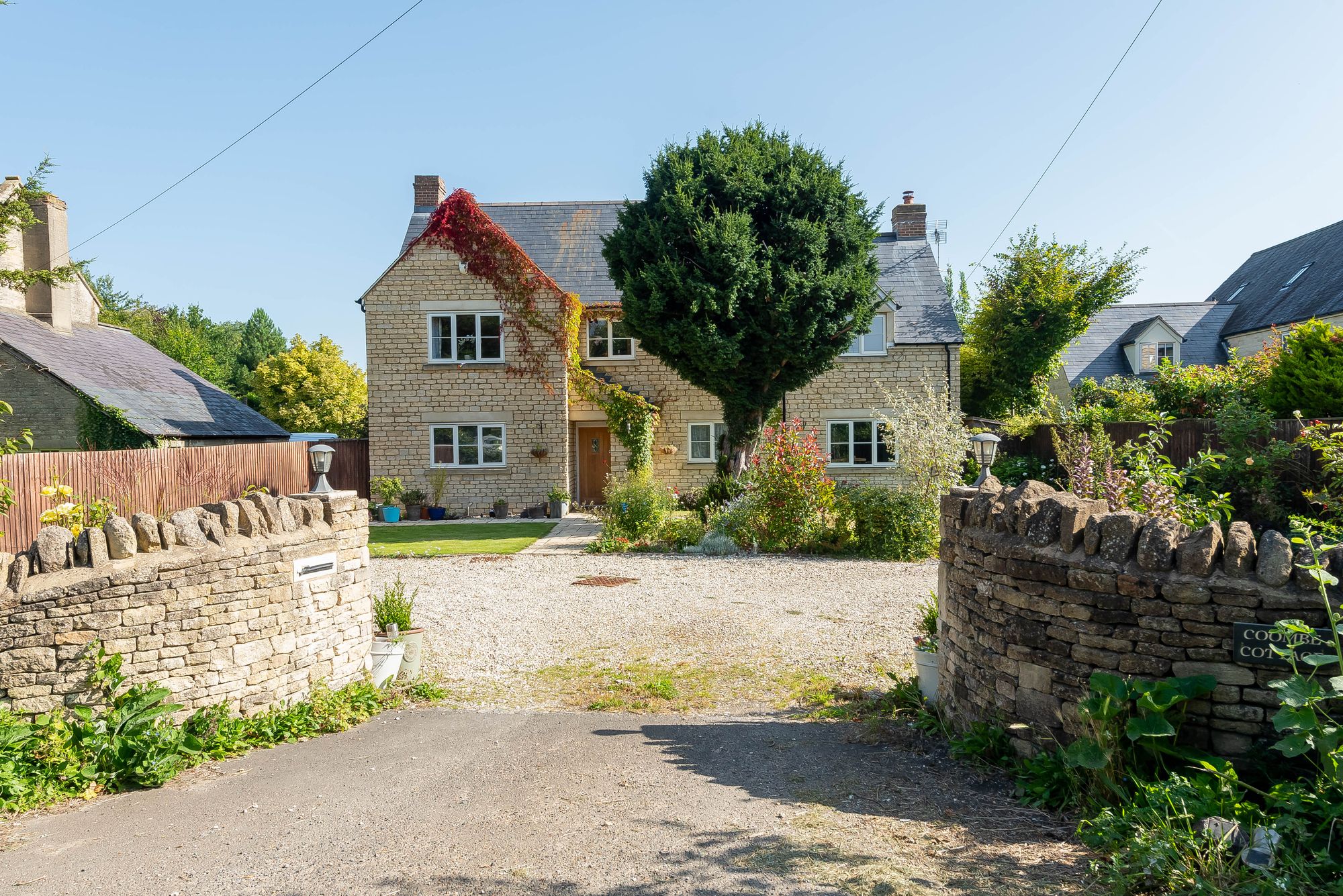 Photos of Eynsham Road, Sutton OX29 65617312 PrimeLocation