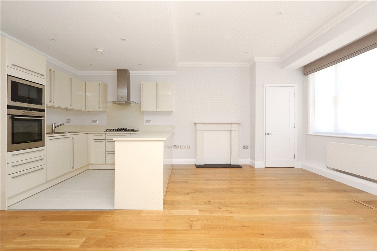 18, Gloucester Place Mews, London photo 4