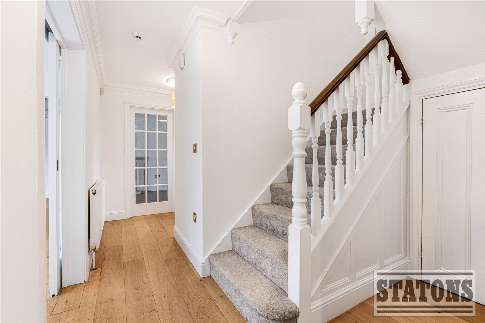 4 bedroom detached house for sale 0