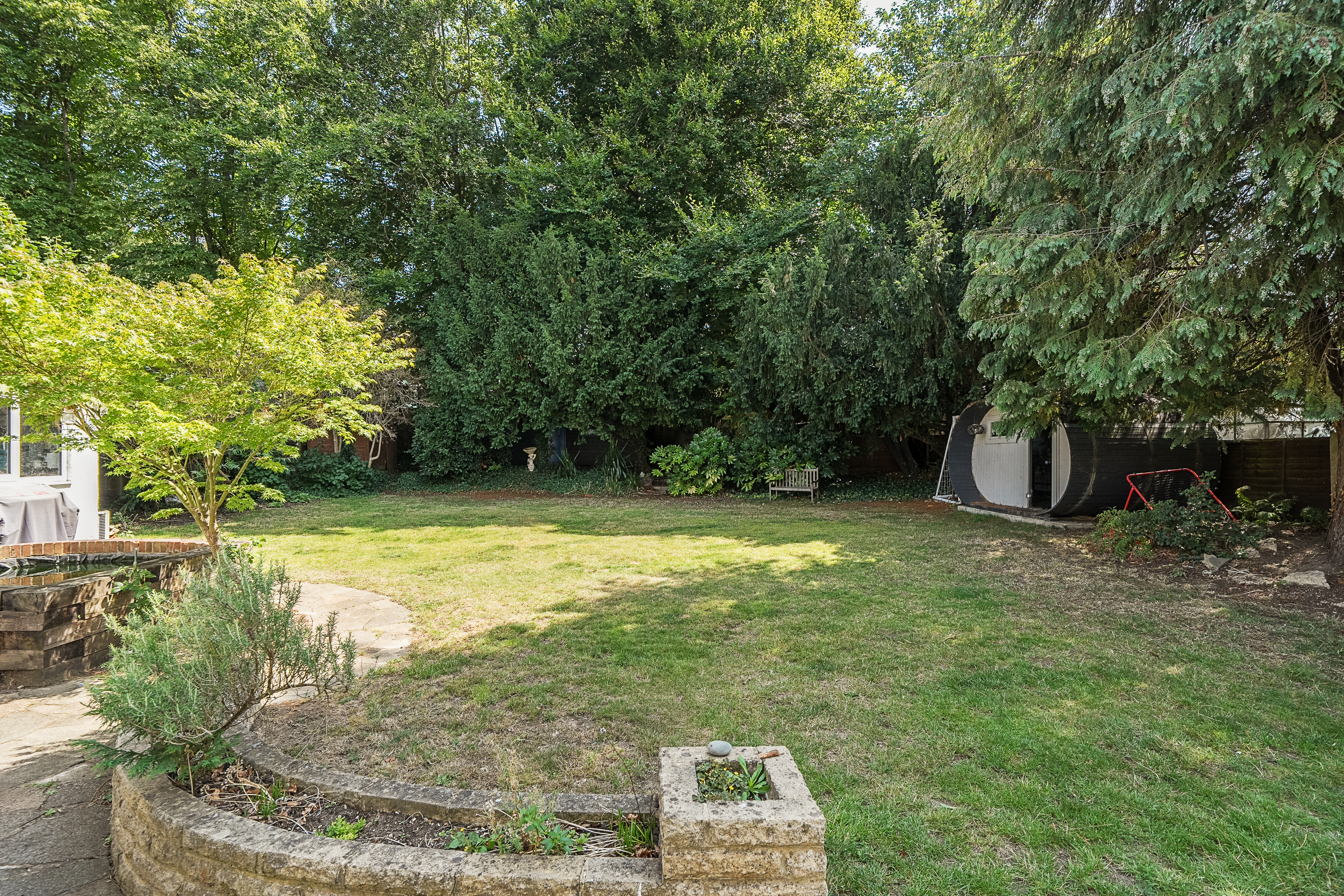 5 bedroom detached house for sale 0