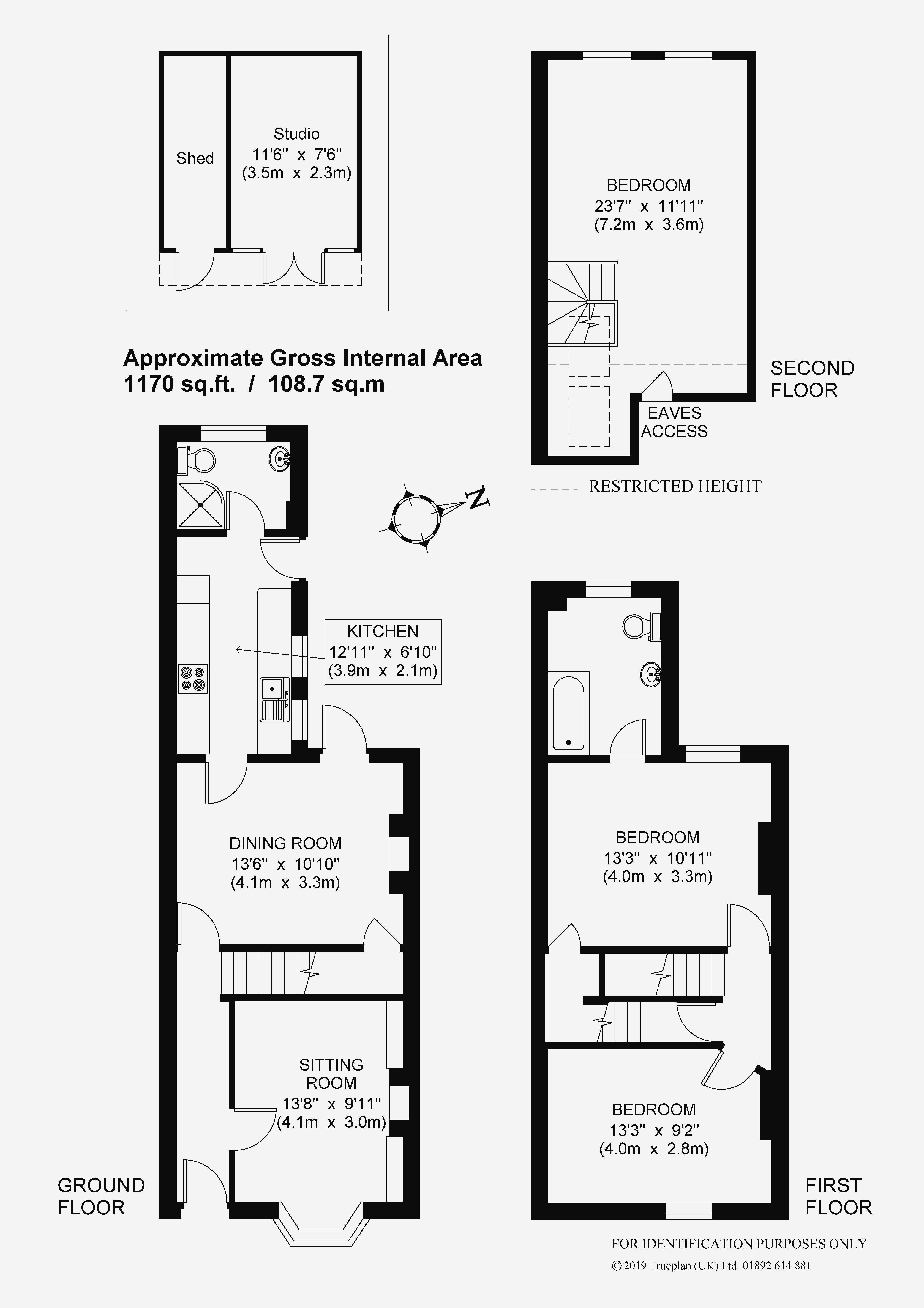 3 Bedrooms Semi-detached house for sale in Barrington Road, Horsham, West Sussex RH13