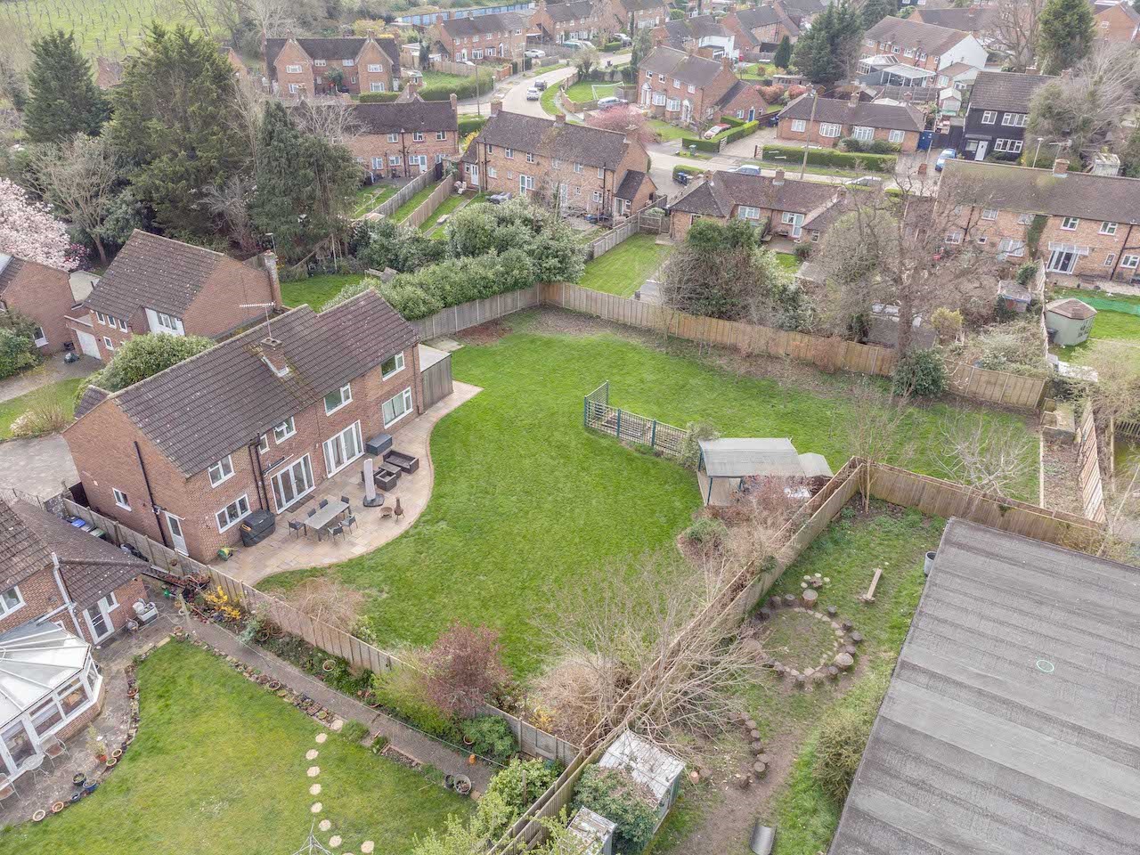 Free property report 3, Lower Mead, Iver, SL0 0DX - Chimnie
