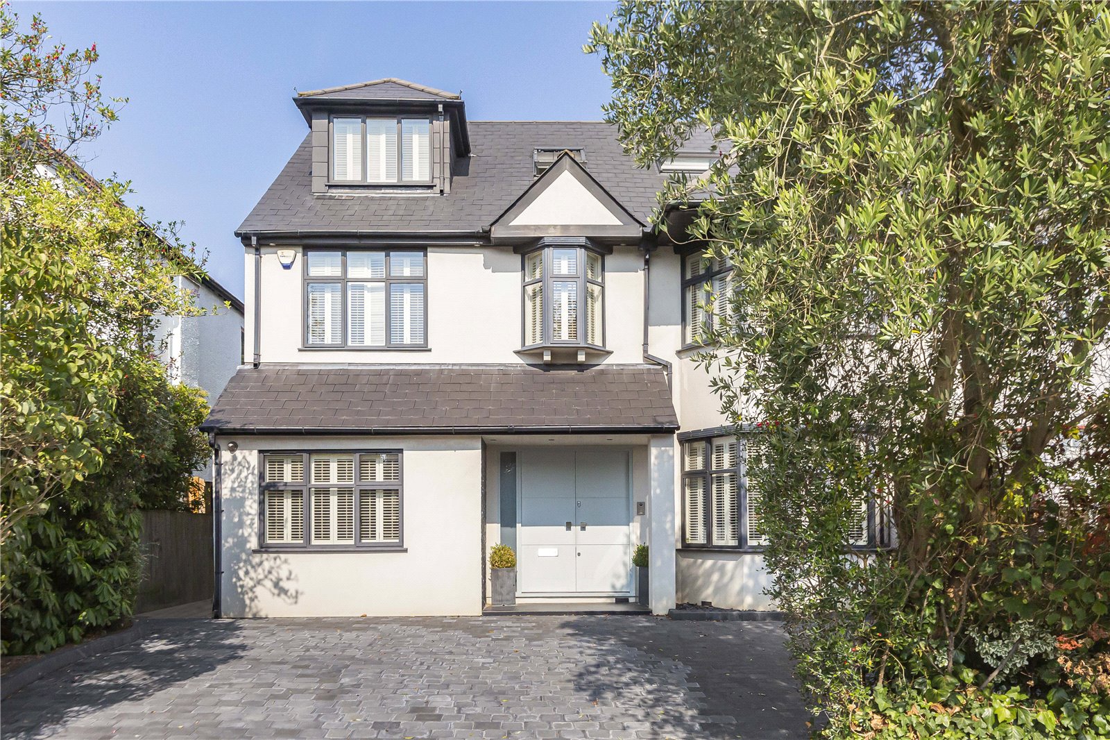 6 bedroom semi-detached house for sale 0