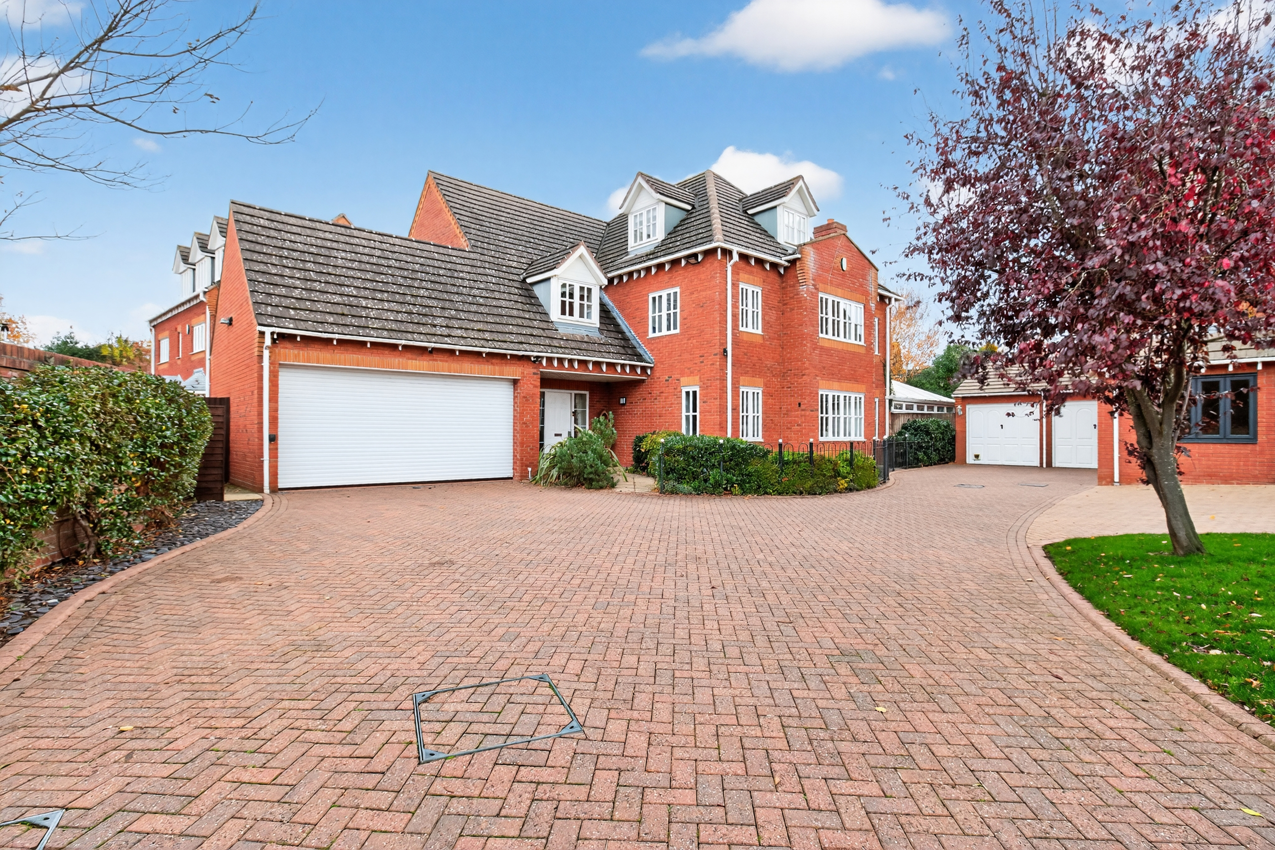 5-bed house on The Willows, Bratton Road, Telford, £849,950