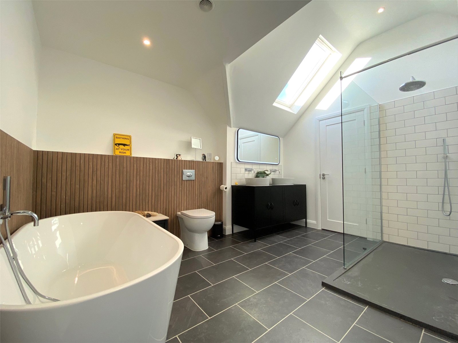 Photos of Belmore Lane, Lymington, Hampshire SO41 62600254