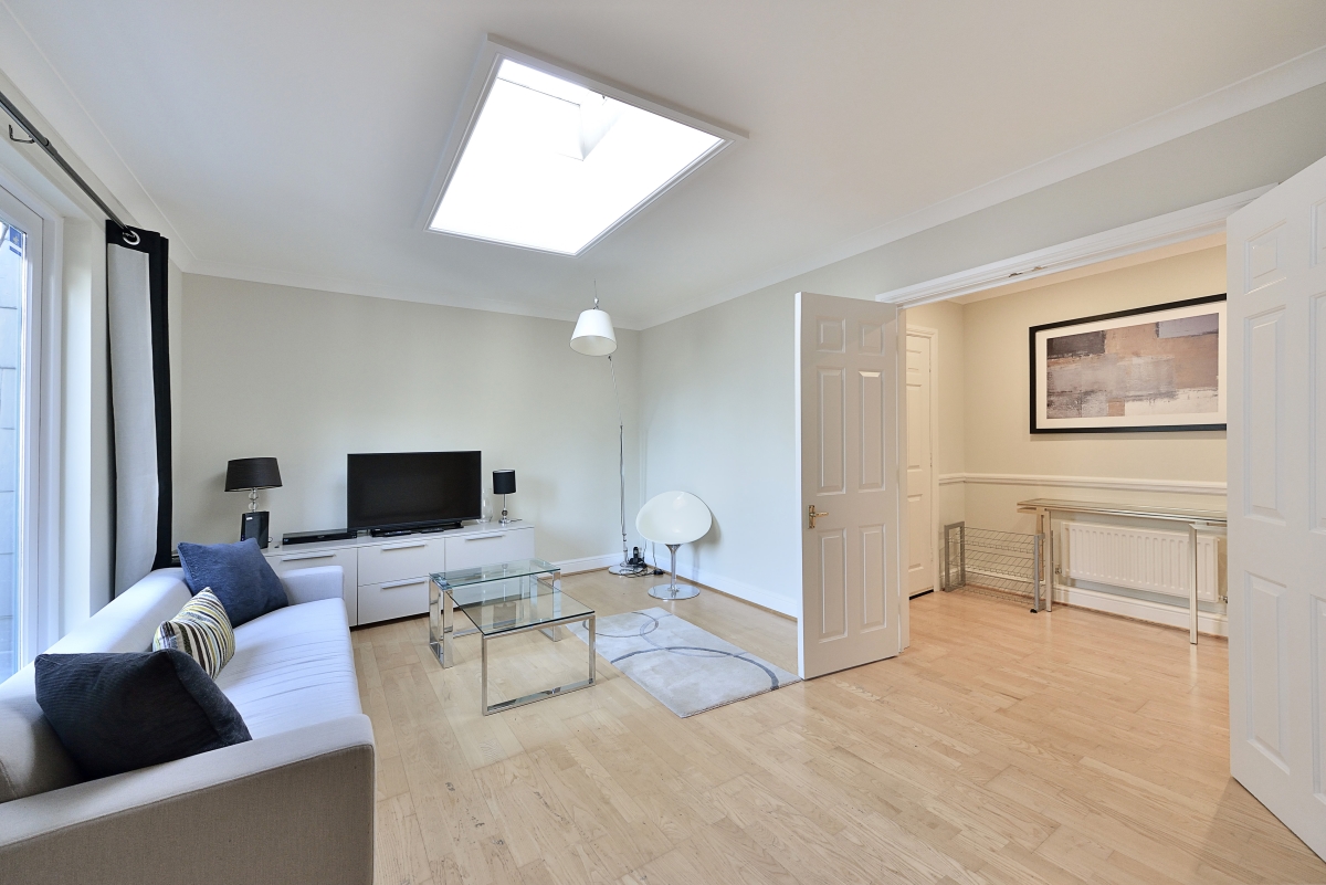 33, Cree House, 18-20, Creechurch Lane, London photo 2