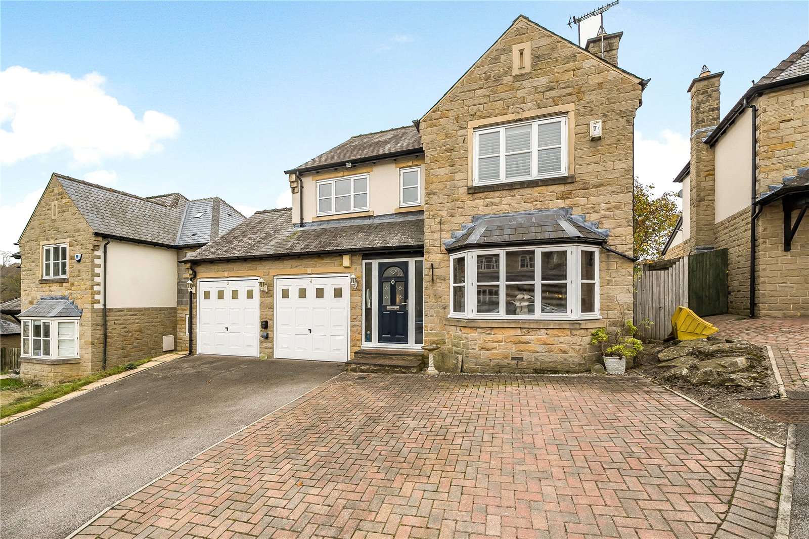 5-bed detached on 11, Tree Tops Court, Leeds, £800,000