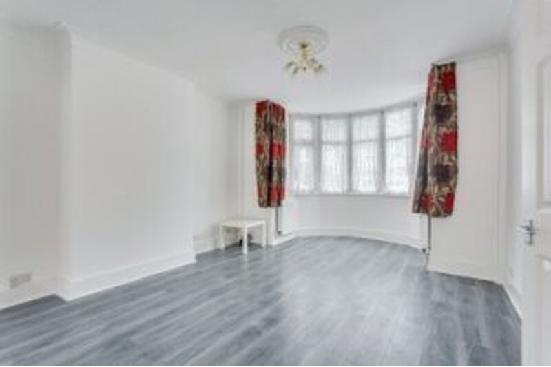 97, Park Avenue North, Willesden Green photo 4