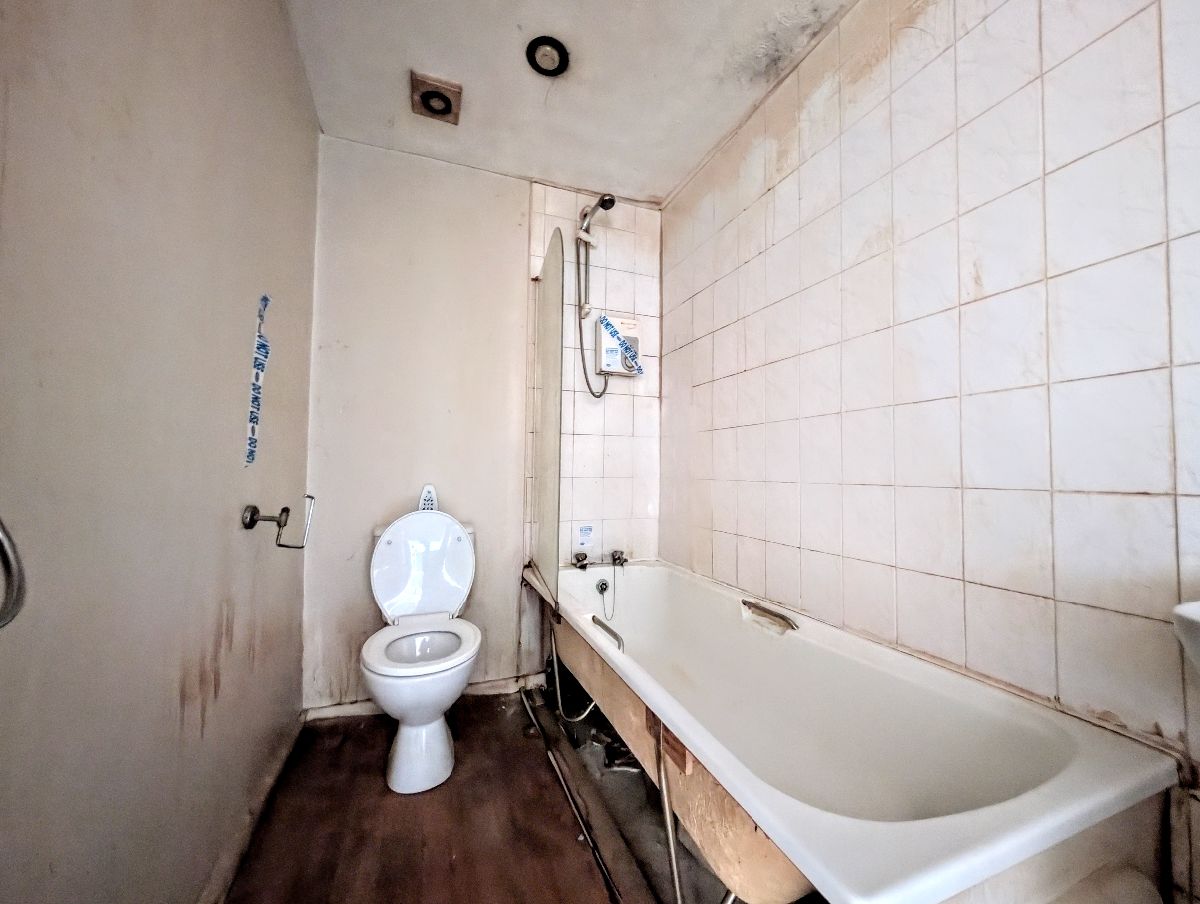 7 Churchside, Bolton photo 4