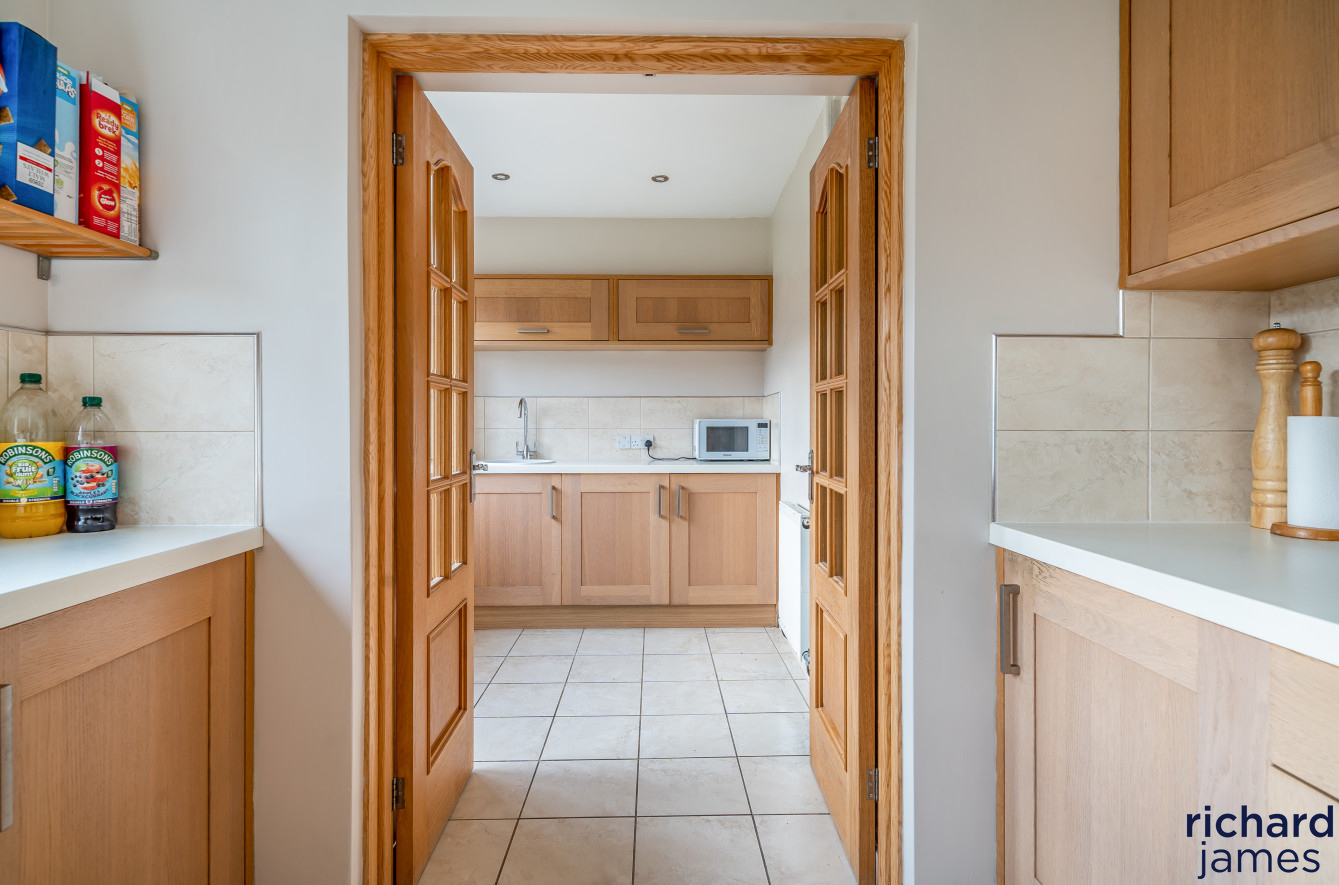 Photos of Sutton Park, Blunsdon, Wiltshire SN26 66498311 PrimeLocation