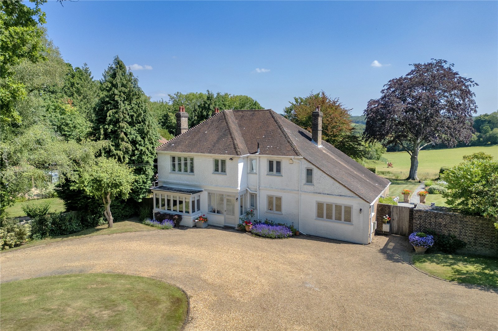 4 bedroom detached house for sale 0