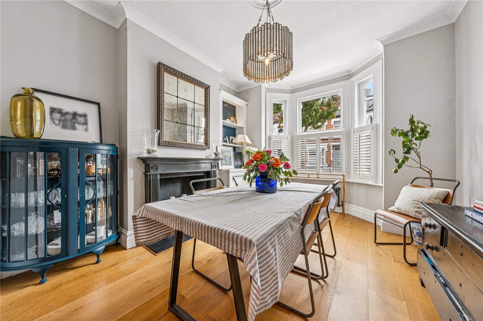 5 bedroom detached house for sale 0