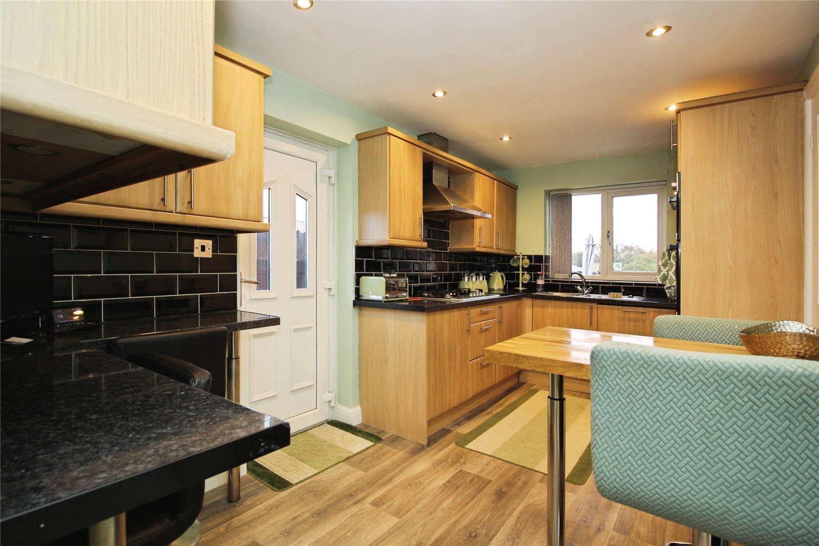 Raylands Lane, Leeds, West Yorkshire LS10 photo 4