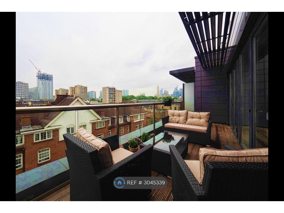 2-bed flat on Worcester Point, Central Street, London, £4,000/mo