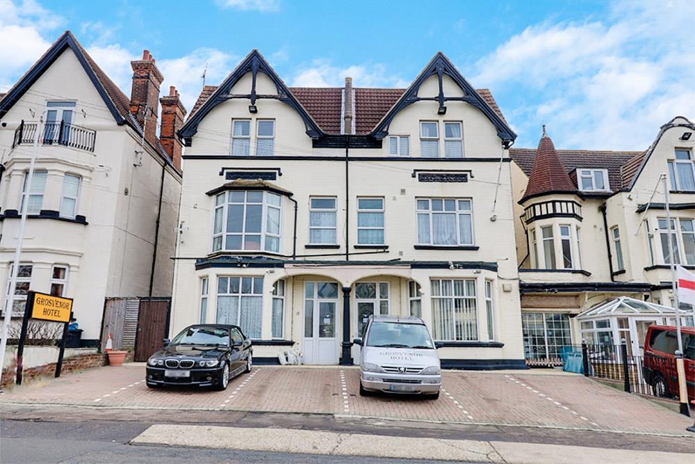 4 bedroom semi-detached house for sale in London