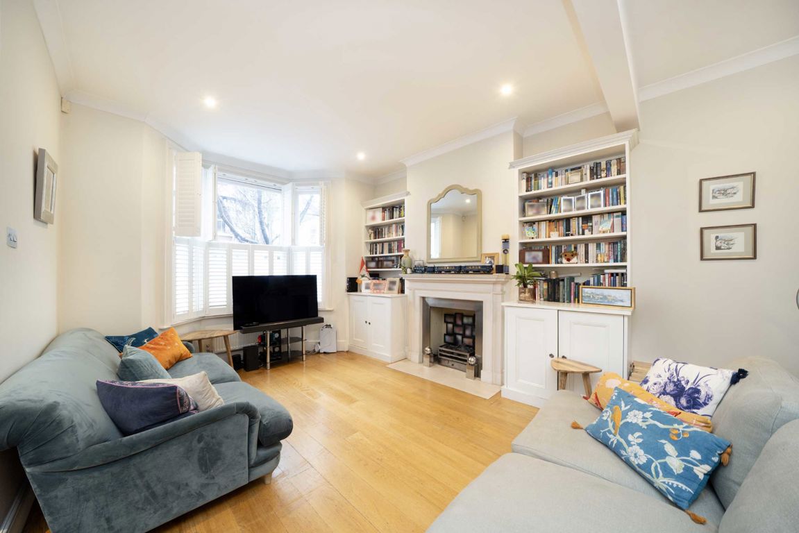 4 bedroom property for sale 0