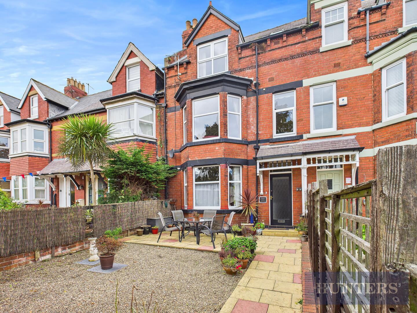 6-bed terraced on 56, Columbus Ravine, Scarborough, £300,000