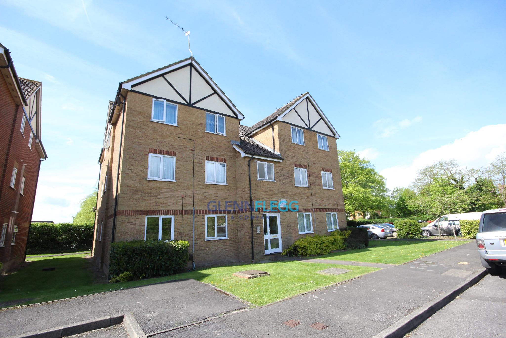 31, Bridgewater Court, Slough photo 3
