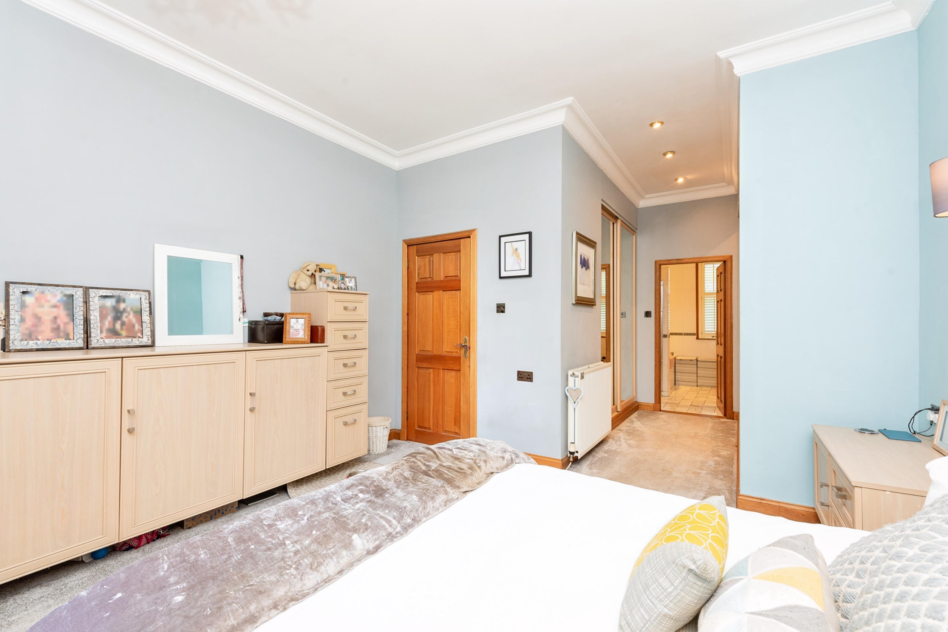 Photos of Arnothill, Falkirk FK1 62444124 PrimeLocation