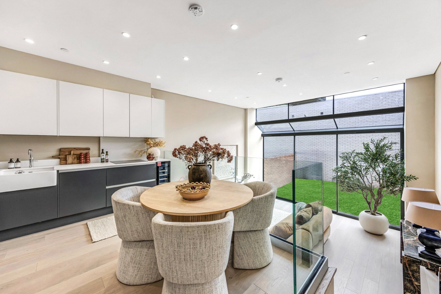 3 bedroom detached new house for sale 0