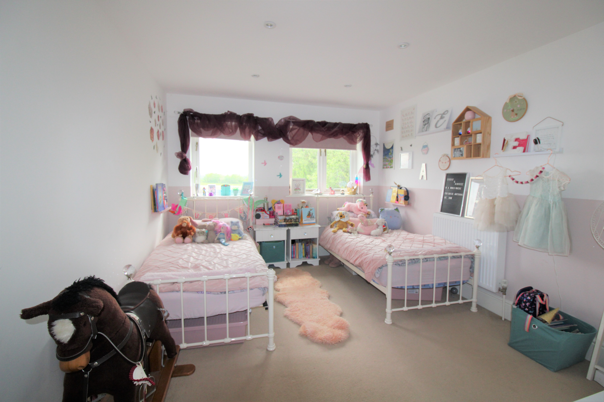 Photos of Hoopers Pool, Southwick, Trowbridge BA14 61342532