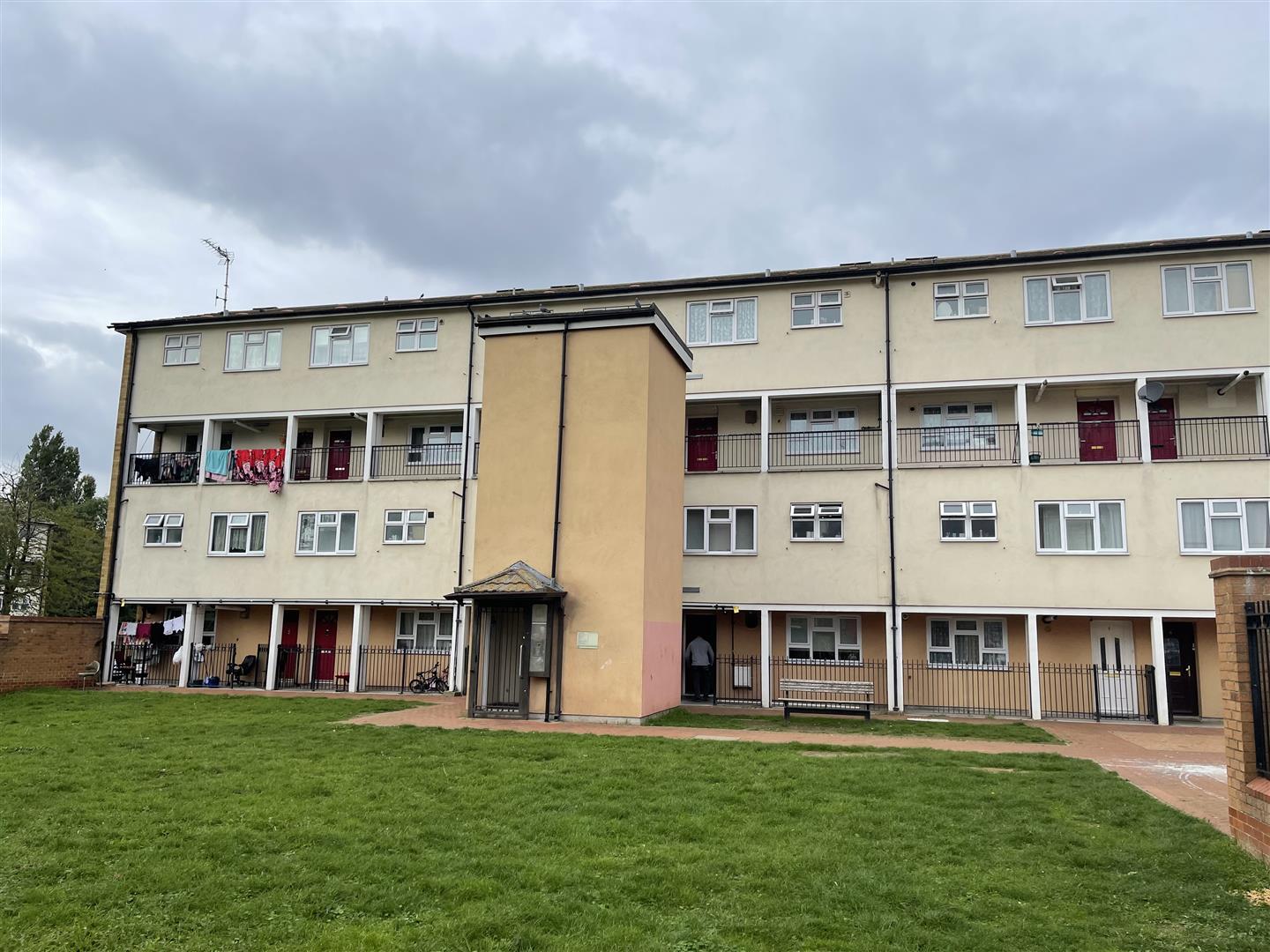 13, Bramley Court, Baird Avenue, Southall photo 2