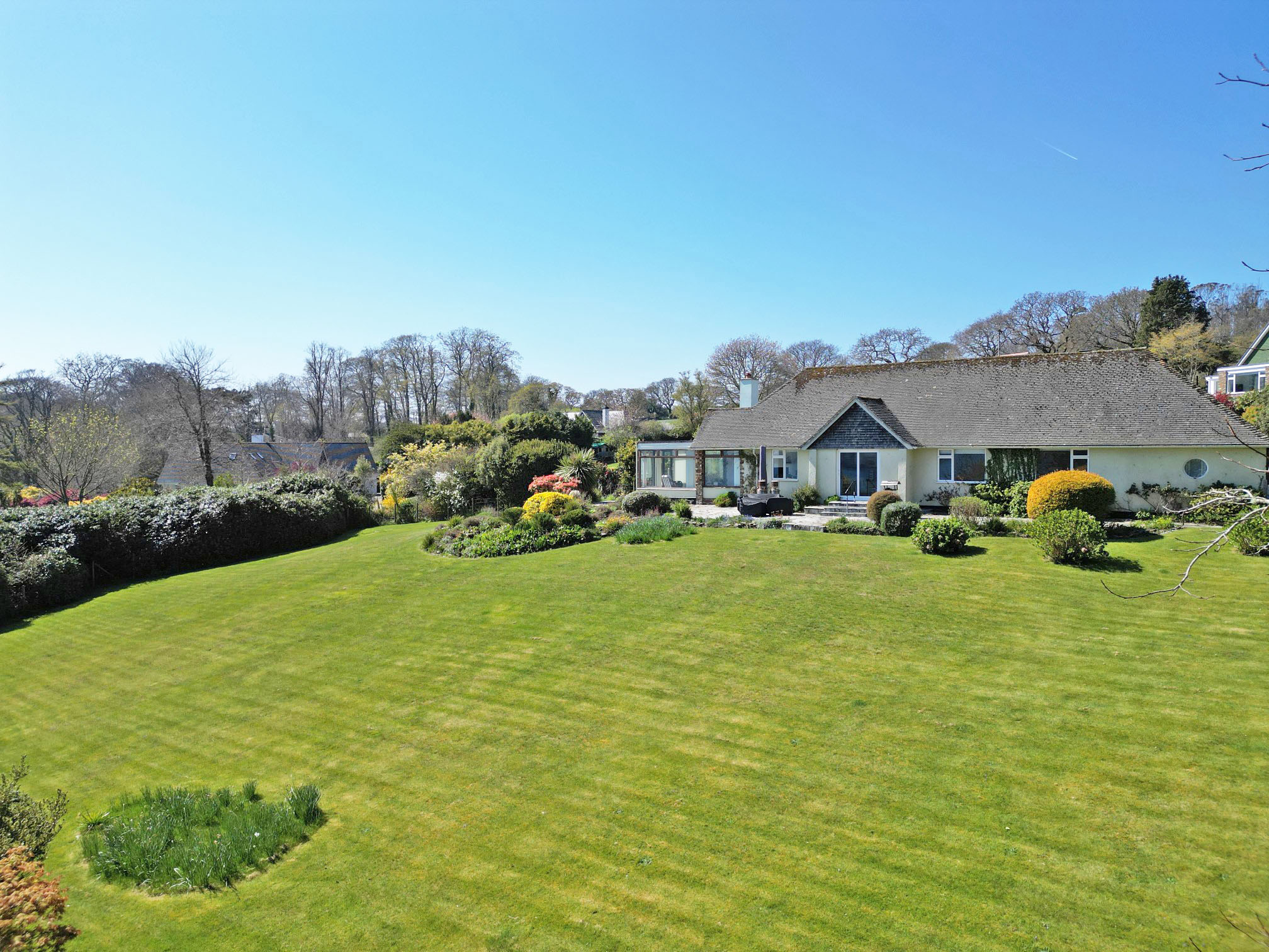 3 bedroom detached bungalow for sale 0