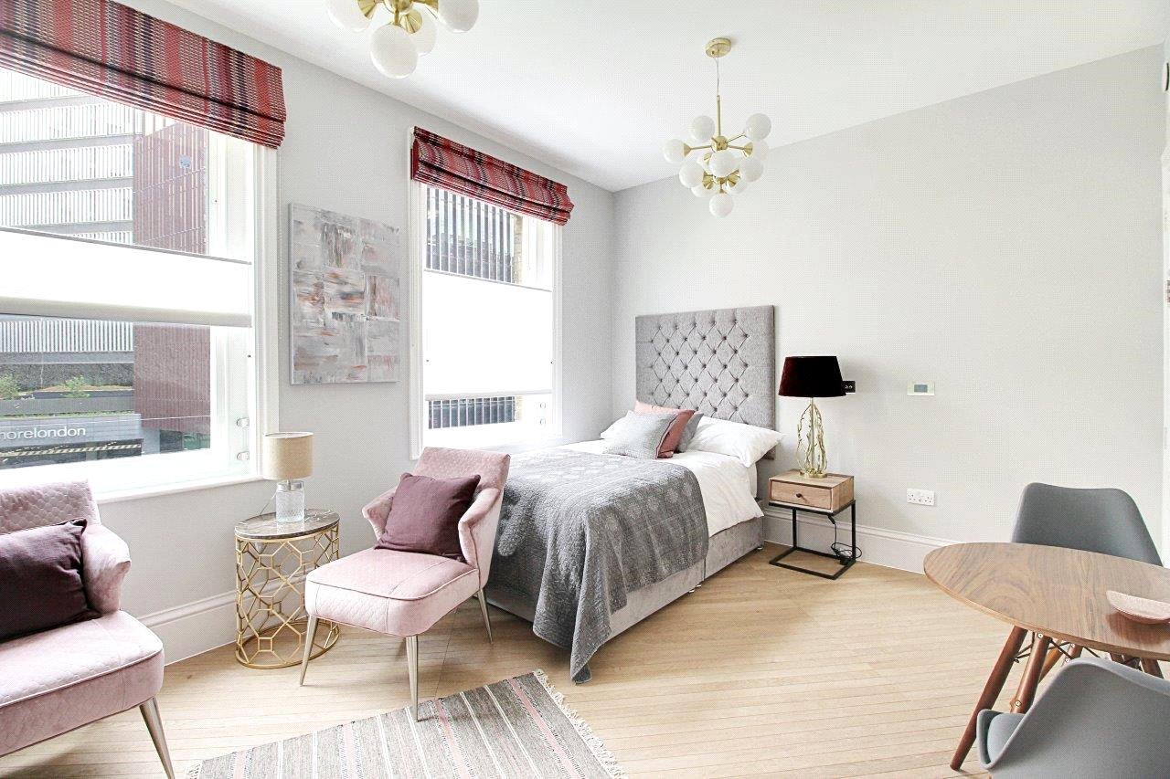Studio flat on Flat 5 Lowri Building, 114, Tooley Street, London, £1,900/mo