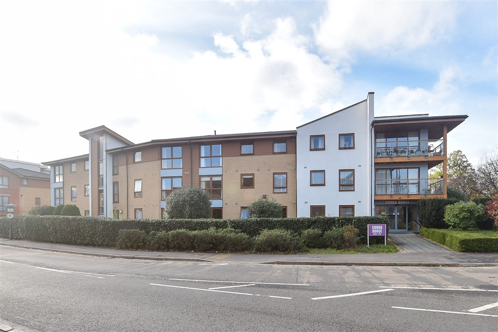 1-bed flat on Commonwealth Drive, Crawley, £120,000