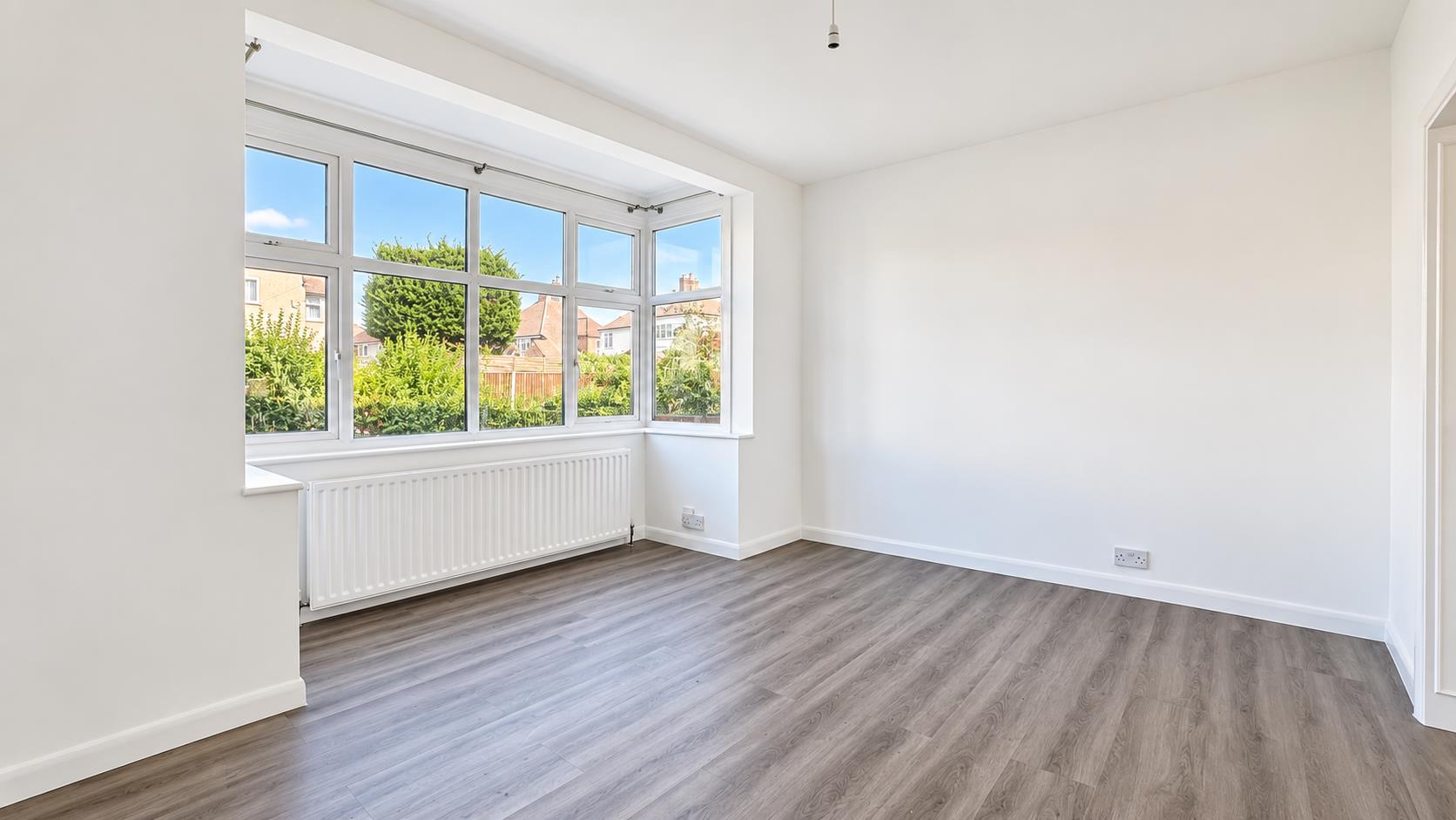 5, Bramshaw Rise, New Malden photo 4