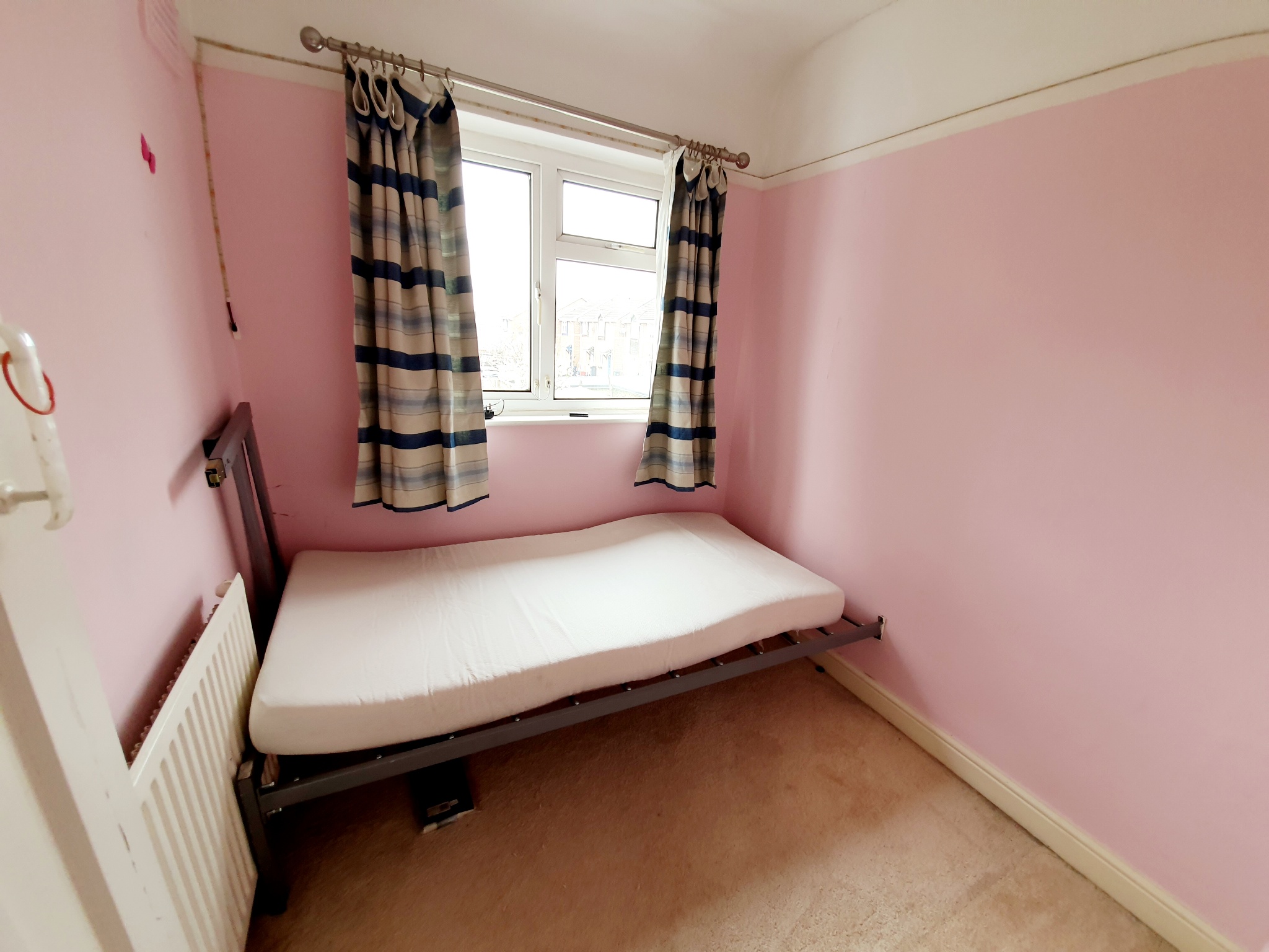 Photos of Winchester Road, Hanworth, Hounslow TW13 61143028