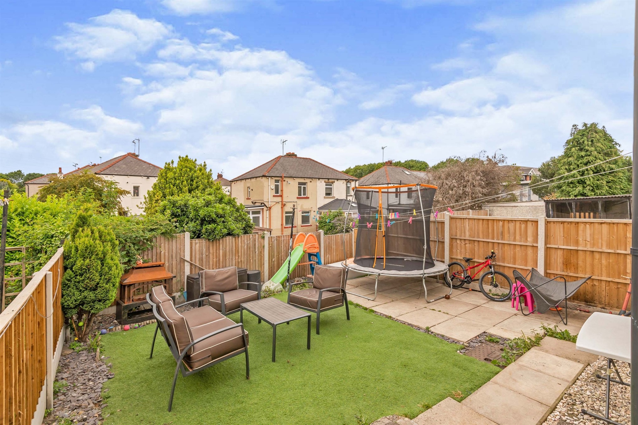 Photos of Bradford Road, Stanningley, Pudsey LS28 61877313