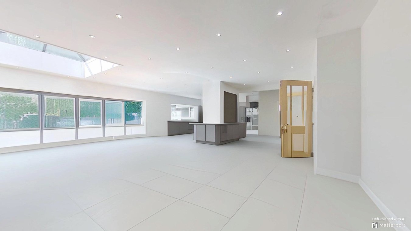 5 bedroom detached house for sale 0