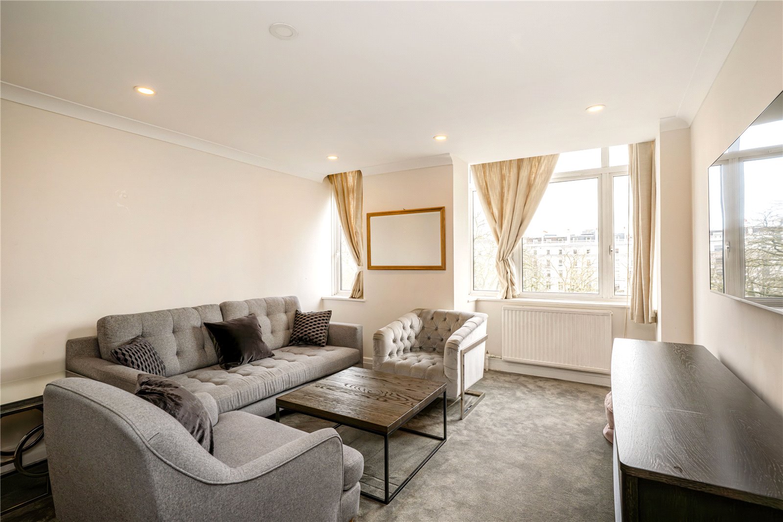 2 bedroom flat for sale 0