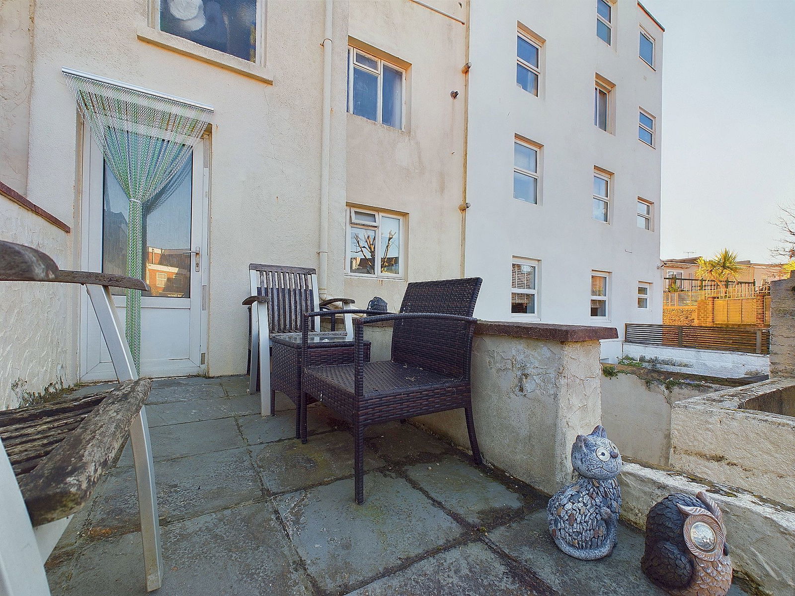 99,Flat 2, Brighton Road, Lancing photo 3