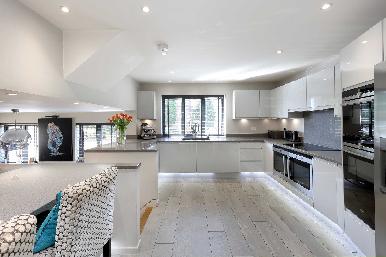 4 bedroom country house for sale 0