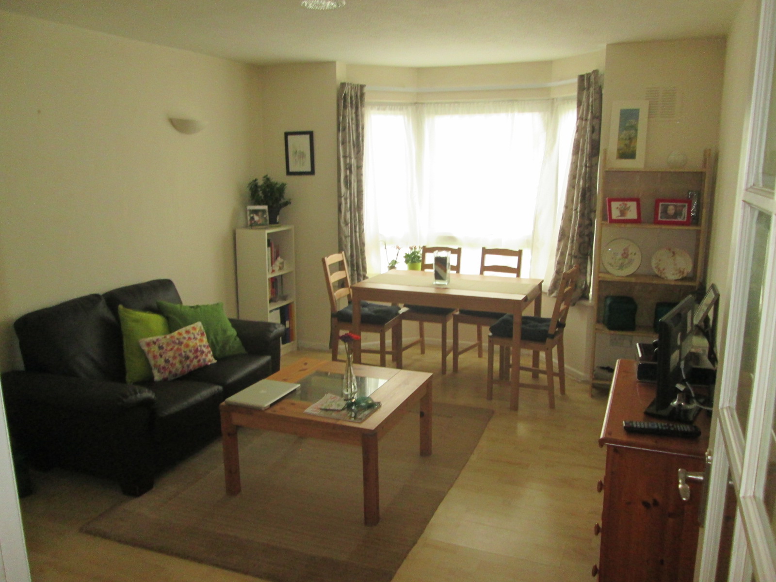 6 The Pines, 212 Tremona Road, Southampton photo 5