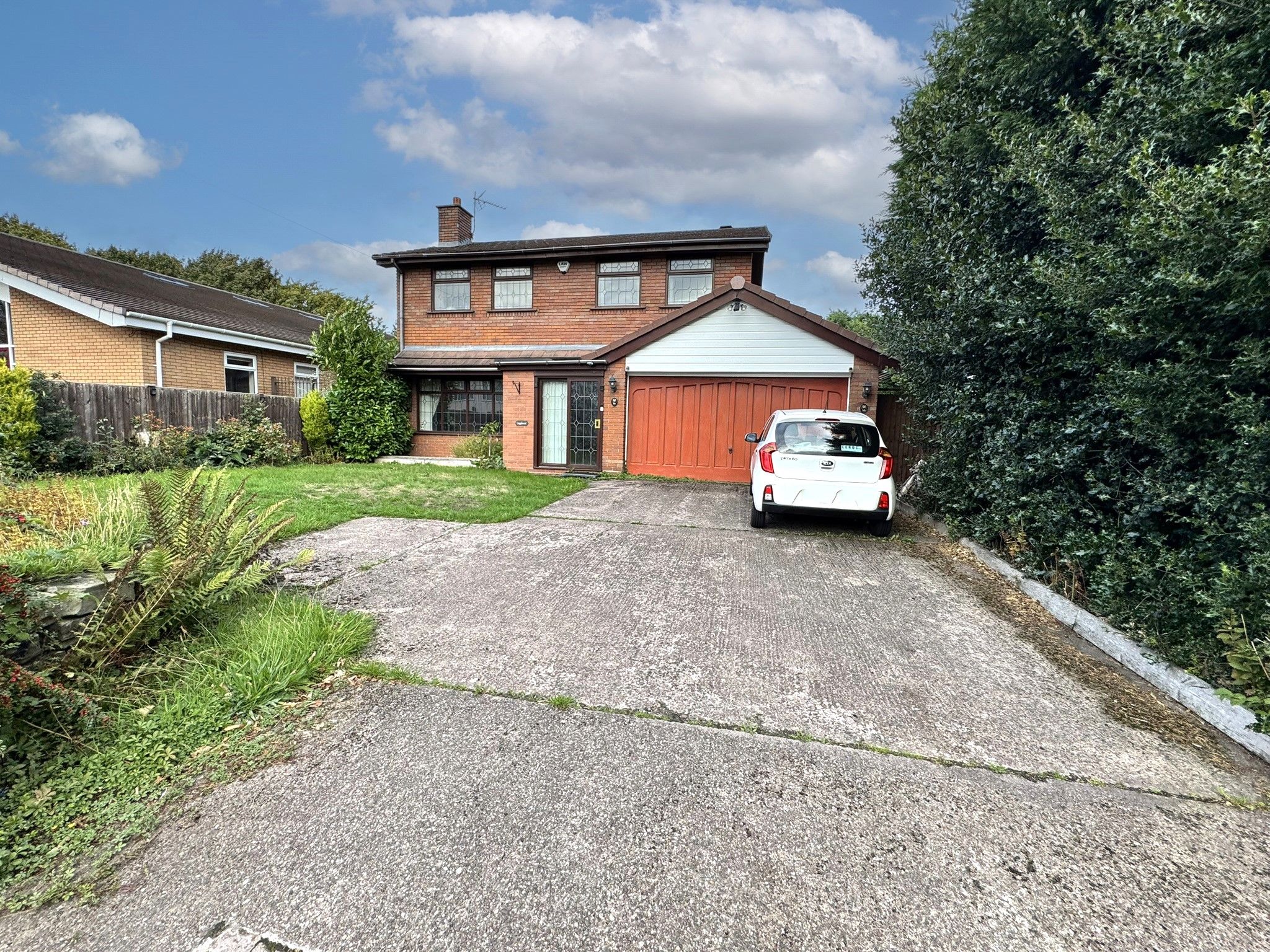 4-bed house on Linthouse Lane, Wolverhampton WV11, £400,000