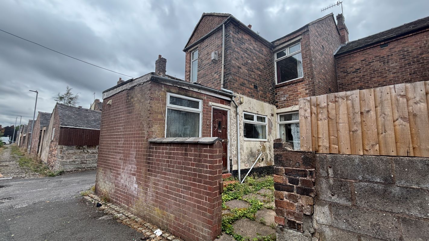 30, North West Terrace, Stoke-on-Trent photo 5