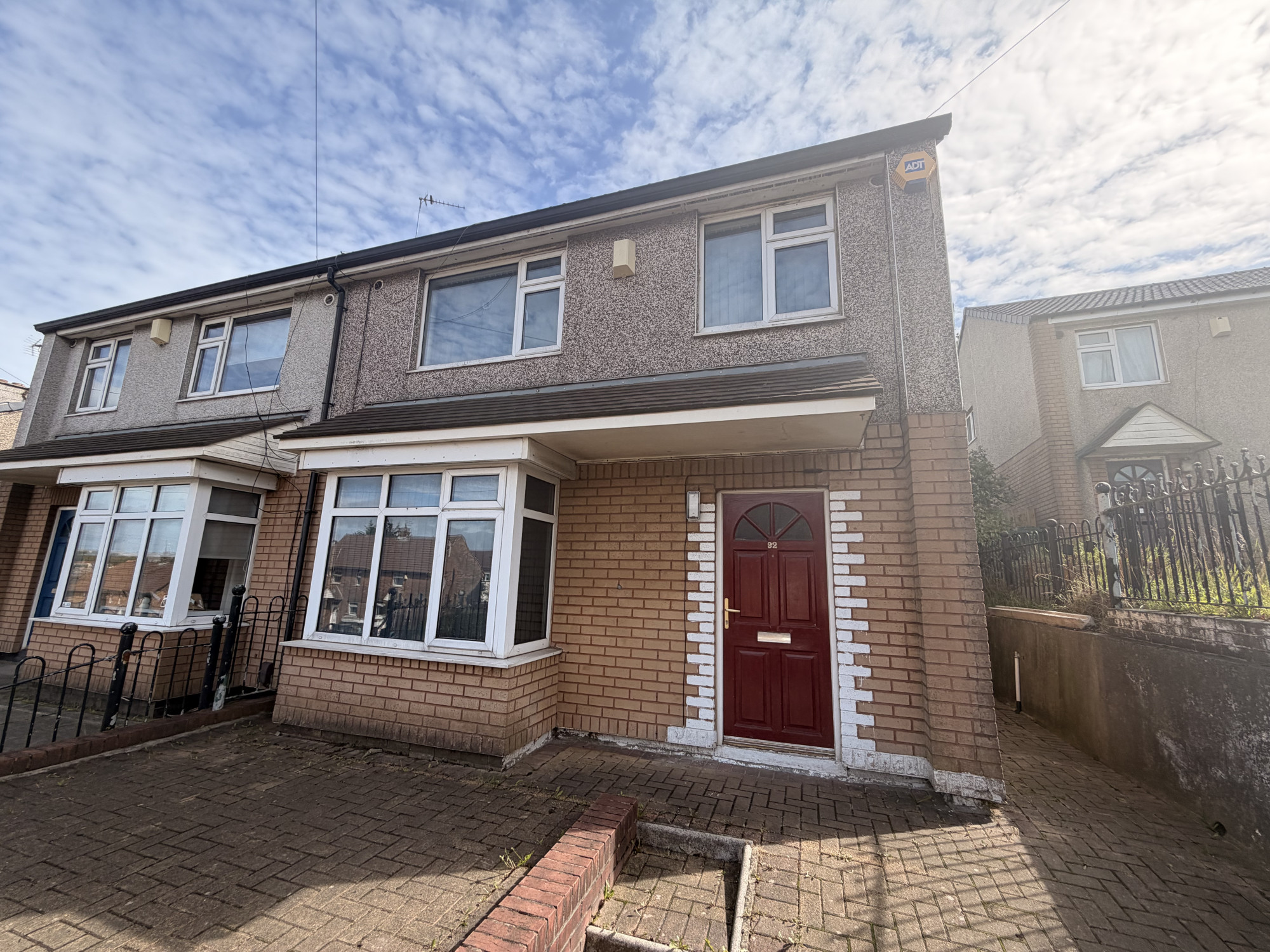 92..., Broadstone Way, Bradford photo 2