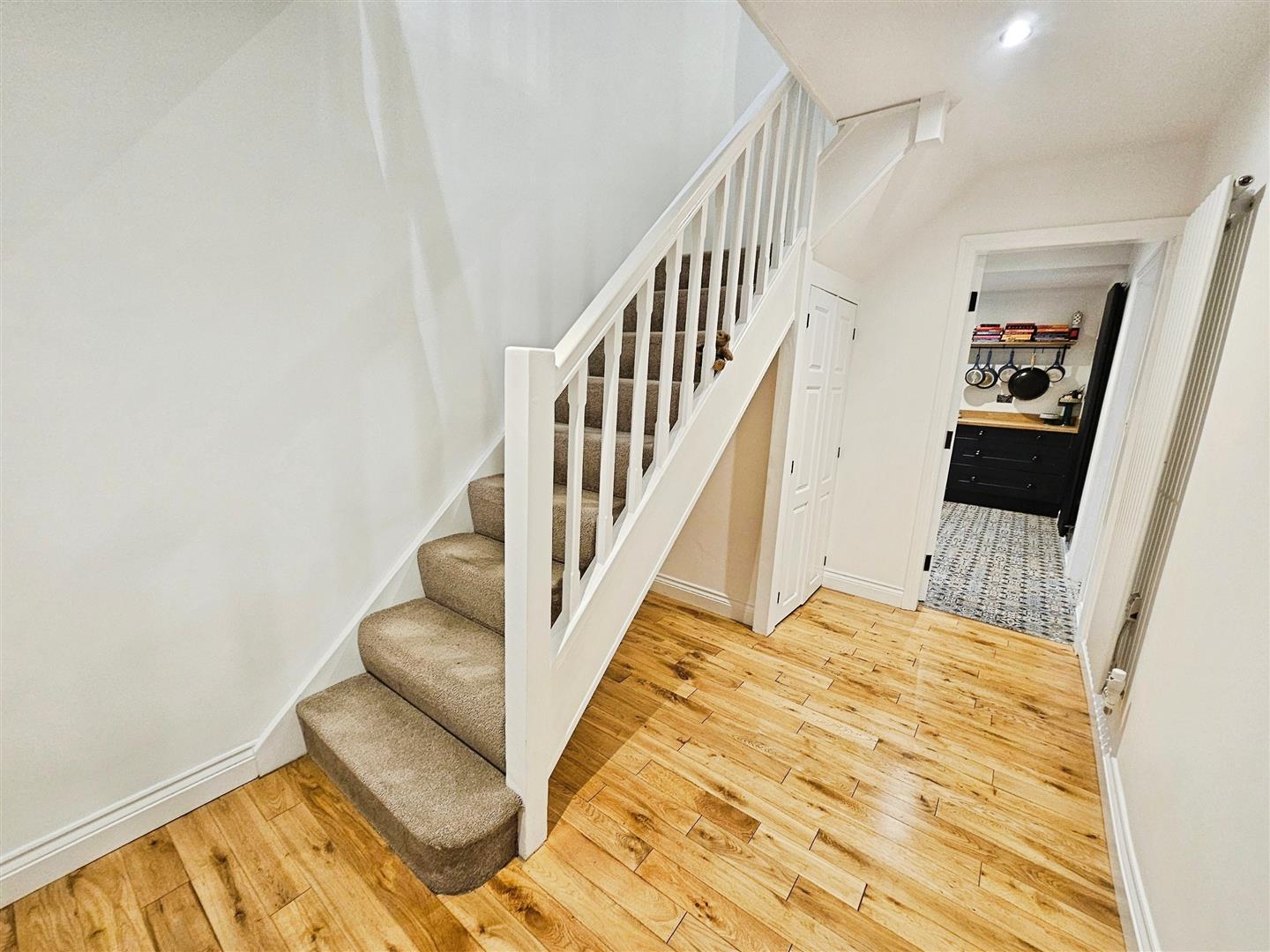 5, Silver Street, Norton photo 4