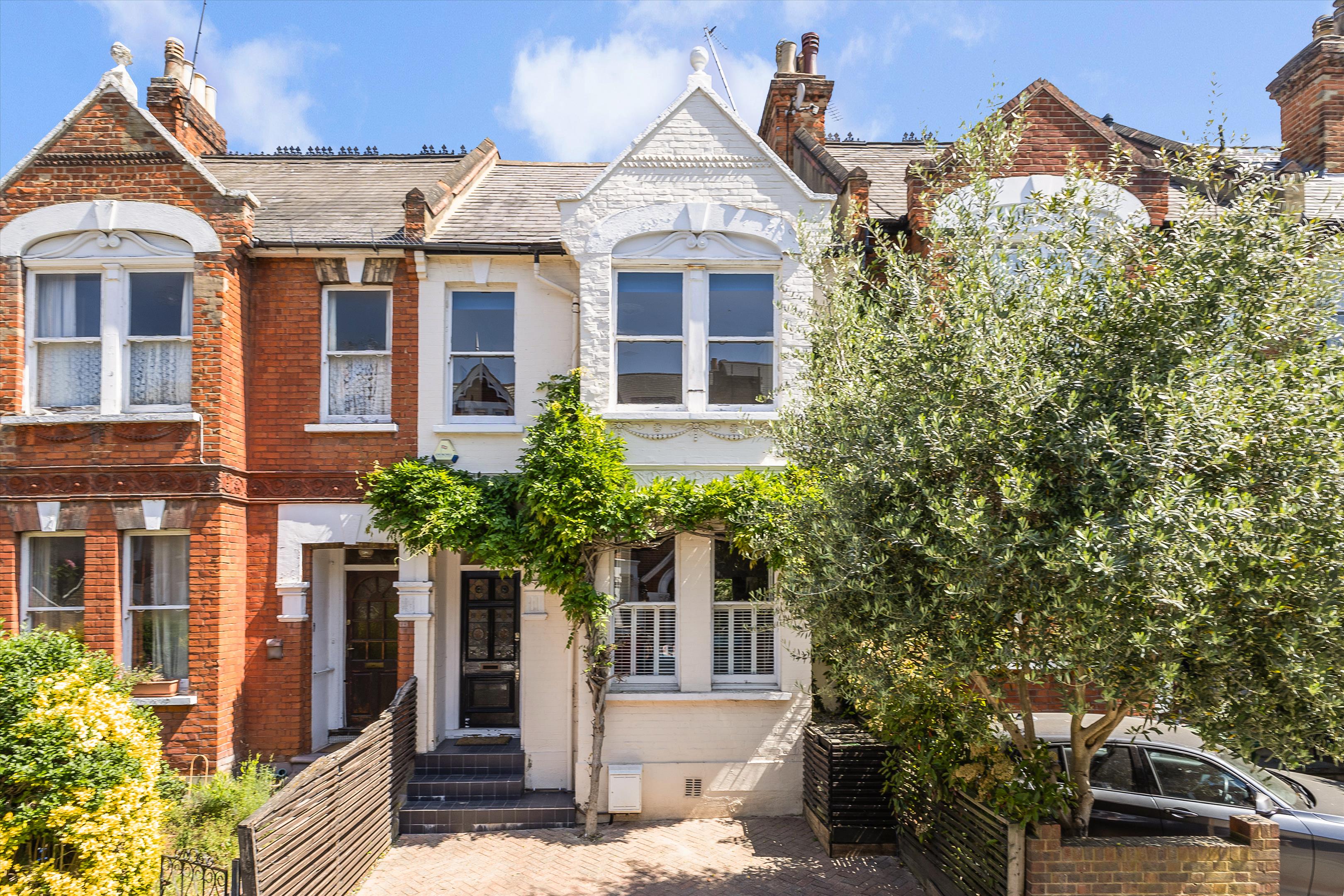 4 bedroom terraced house for sale 0