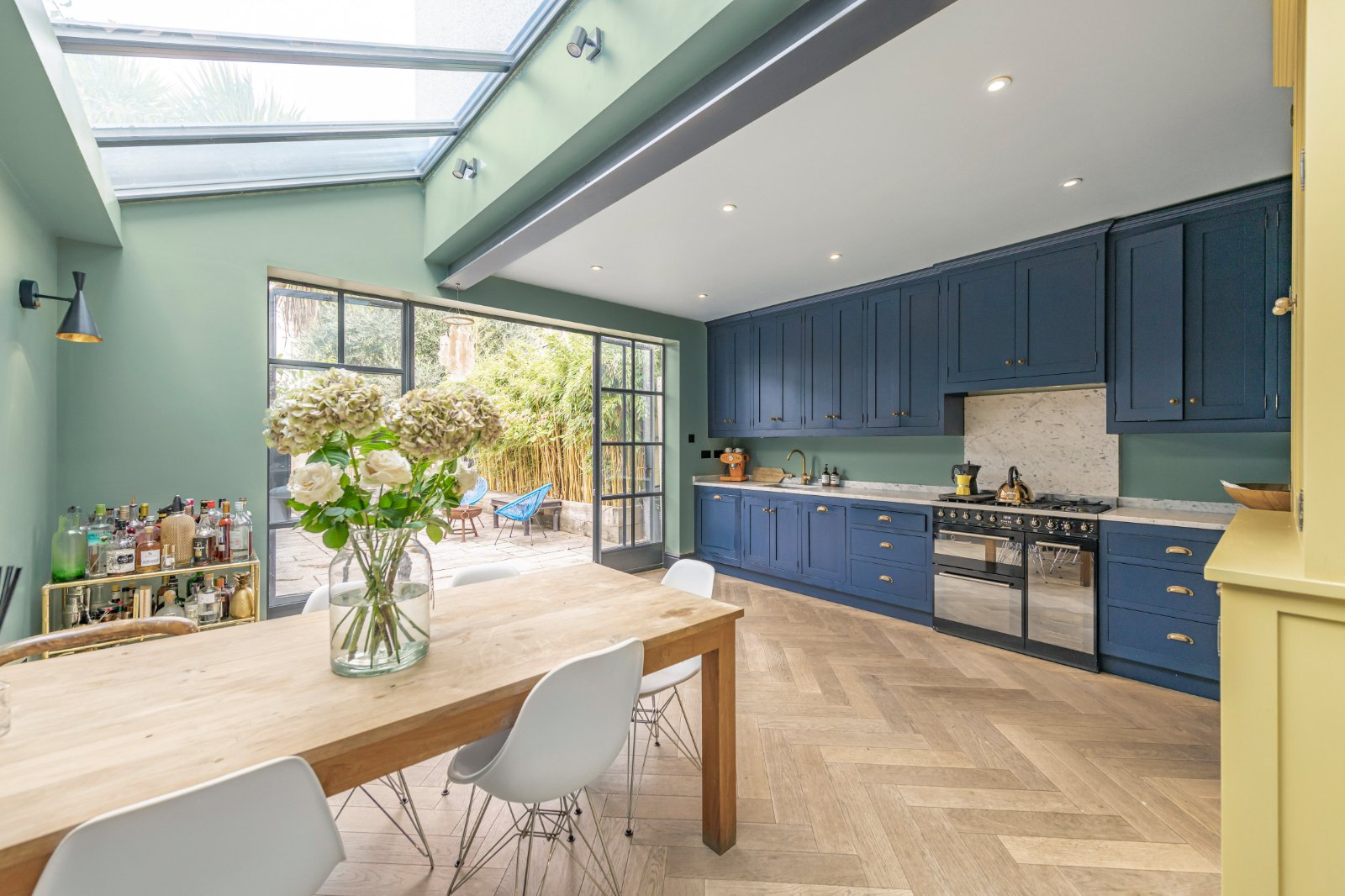 4 bedroom terraced house for sale 0