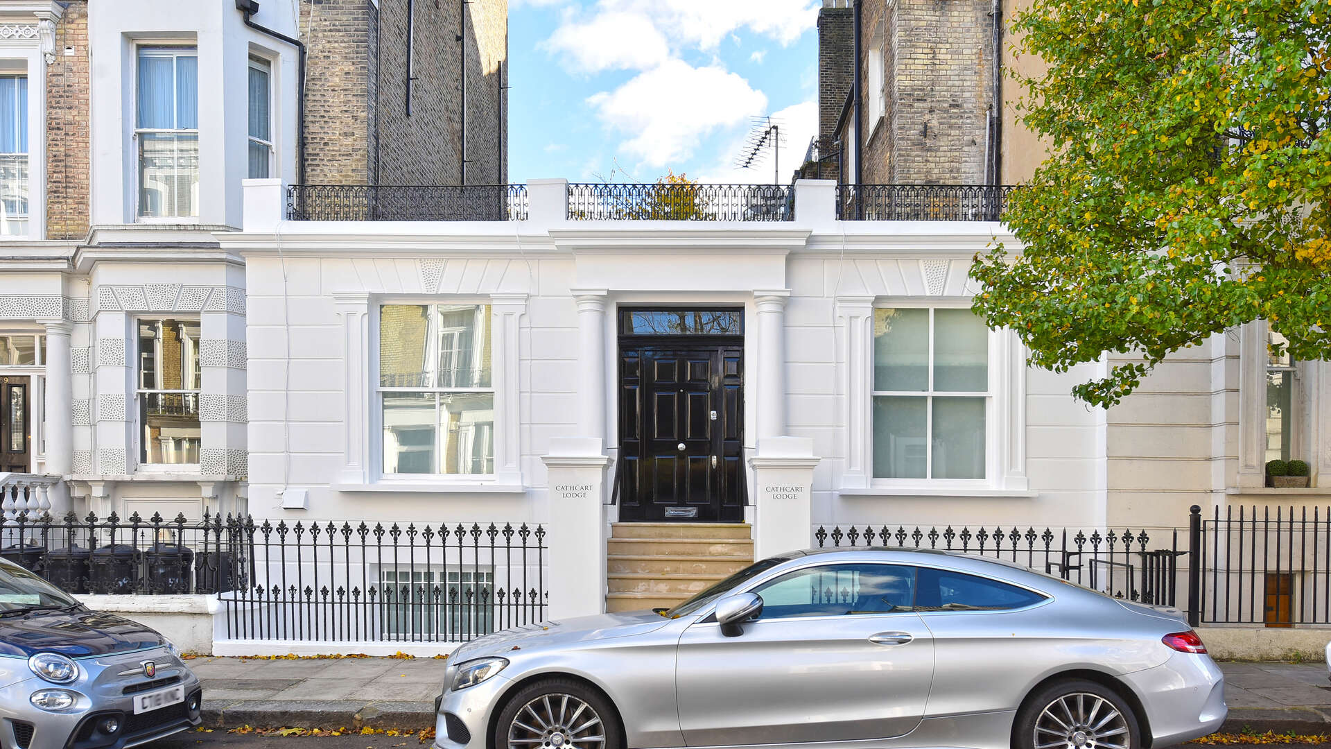2 bedroom property for sale 0