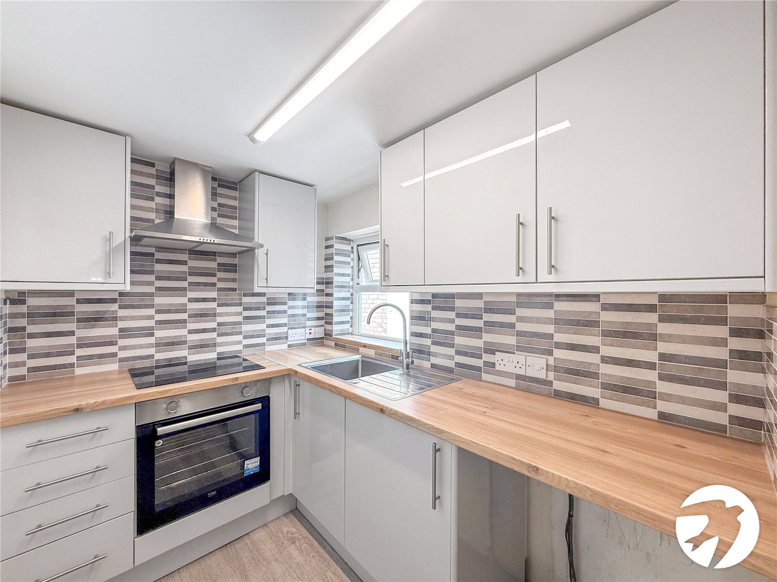 2-bed terraced on 95, Shakespeare Road, Kent, £1,200/mo